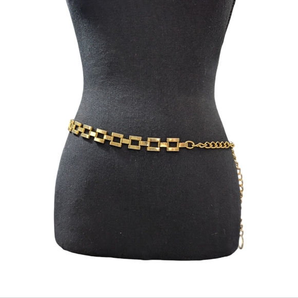 Vintage Y2K Women’s Chunky Retro Gold Square Metal Chain Link Belt - Picture 3 of 6